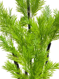 Gros plan sur le feuillage vert dense et la finition réaliste des tiges de la plante artificielle Podocarpus du Japon hauteur 145 cm